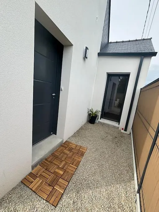 A L'Aise Belz, Evadez-Vous Villa France